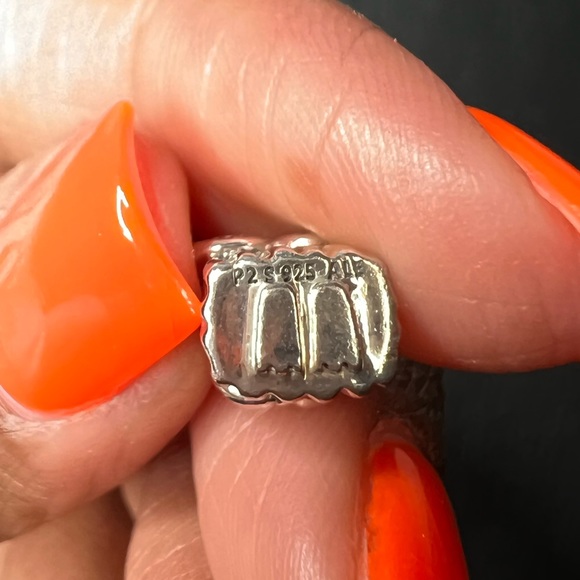 Pandora Angel of Hope Charm - Picture 2 of 2